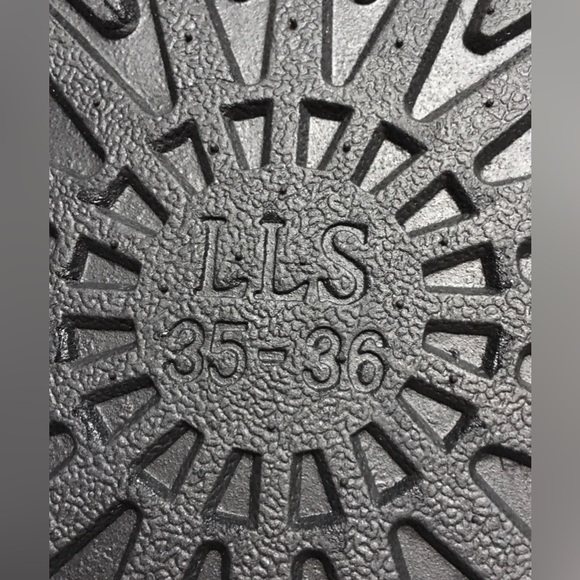 LLS Women’s Ankle Snow Booties, Size 5, Black, Boots, Fuzzy Inside, Warm - NEW - Picture 9 of 9